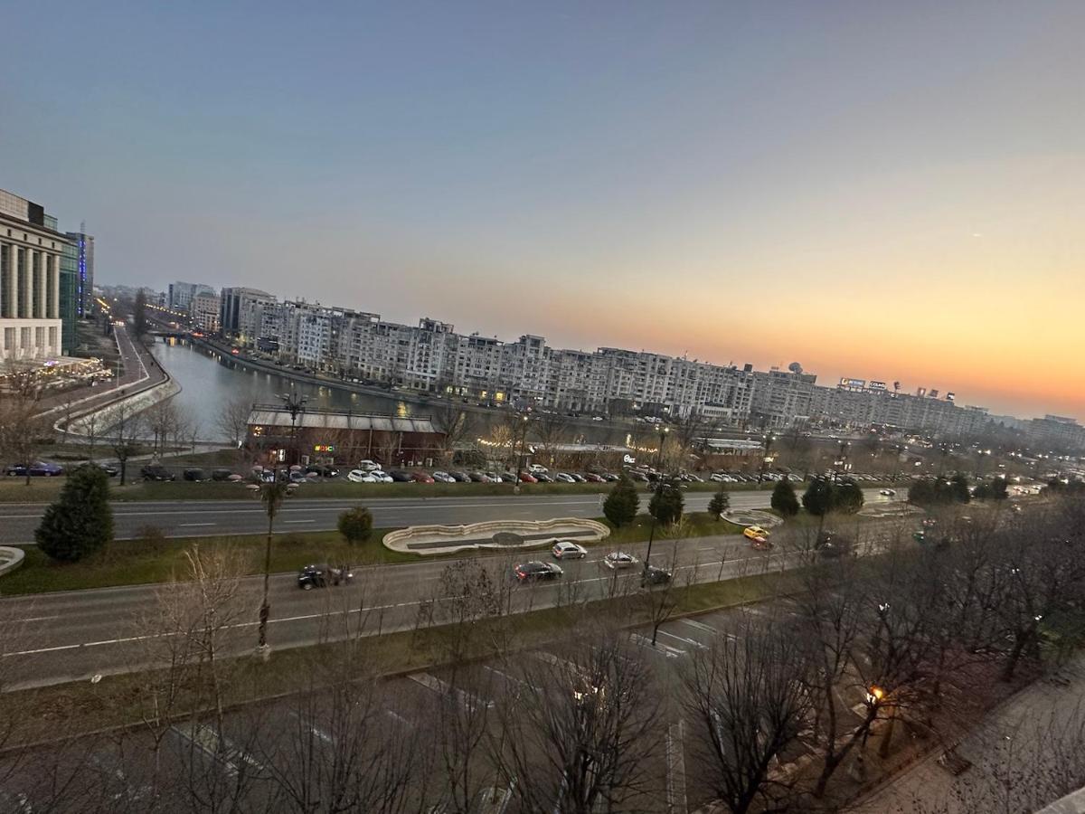 Unirii Lake Tribunal Bucureşti Eksteriør bilde