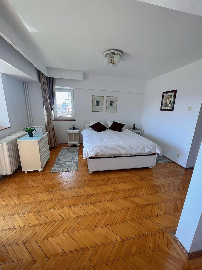 Unirii Lake Tribunal Bucureşti Eksteriør bilde